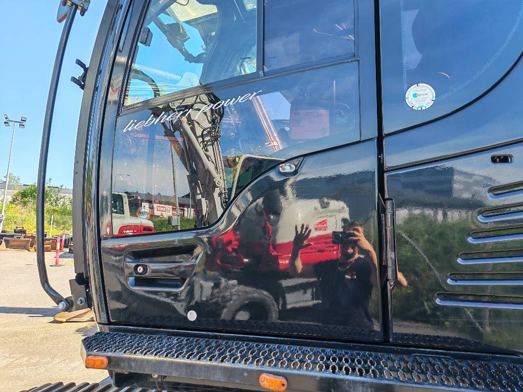 Liebherr R 926 Compact Litronic / Myyty, Sold kuva 10