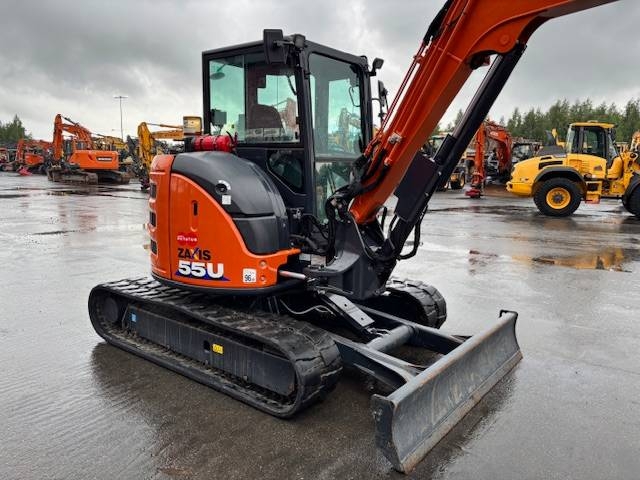 Hitachi ZX 55 U-6 / Engcon + Zange, Fett, 3 Eimer kuva 8