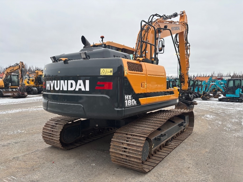 Hyundai HX 180 L / Pienet tunnit, Huippu varusteet! kuva 5