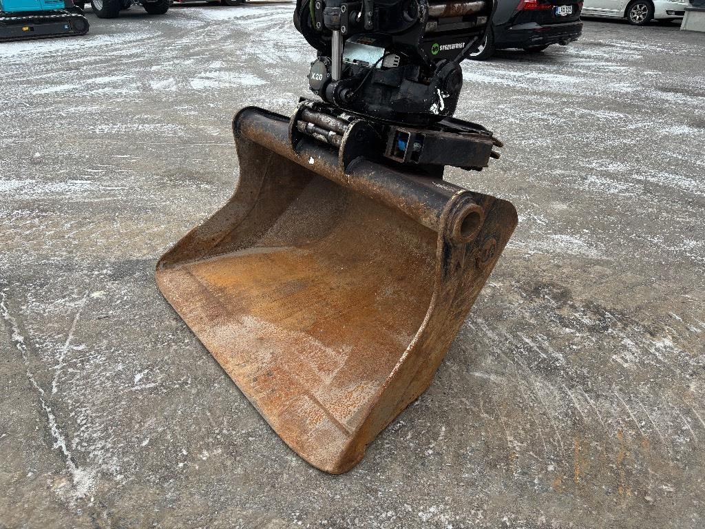 Hyundai HX 180 L / Pienet tunnit, Huippu varusteet! kuva 8