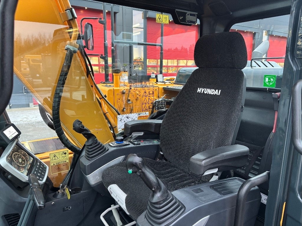 Hyundai HX 180 L / Pienet tunnit, Huippu varusteet! kuva 15