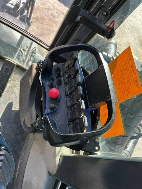 Lännen 8800 / Engcon Kronospilväsnostin Um.. kuva 21