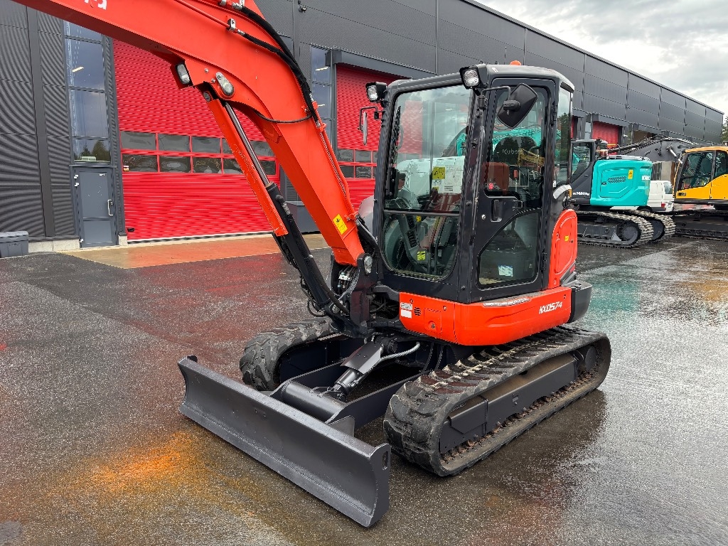 Kubota KX 057-4 / 旋转器，3 个桶，润滑脂 kuva 2