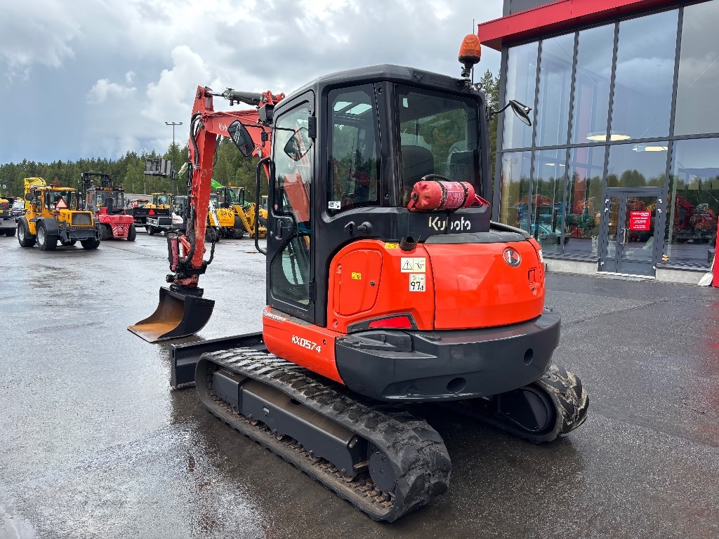 Kubota KX 057-4 / 旋转器，3 个桶，润滑脂 kuva 3