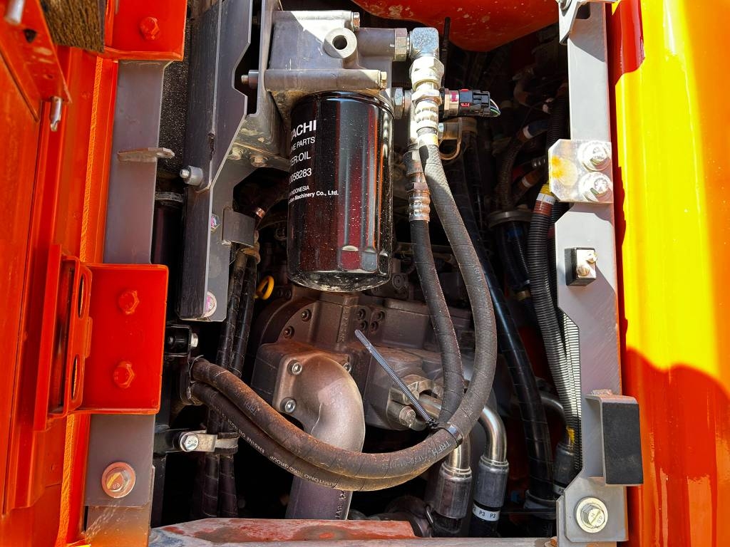 Hitachi ZX 225 USLC-7 / StageV, Vähän käytetty! kuva 12