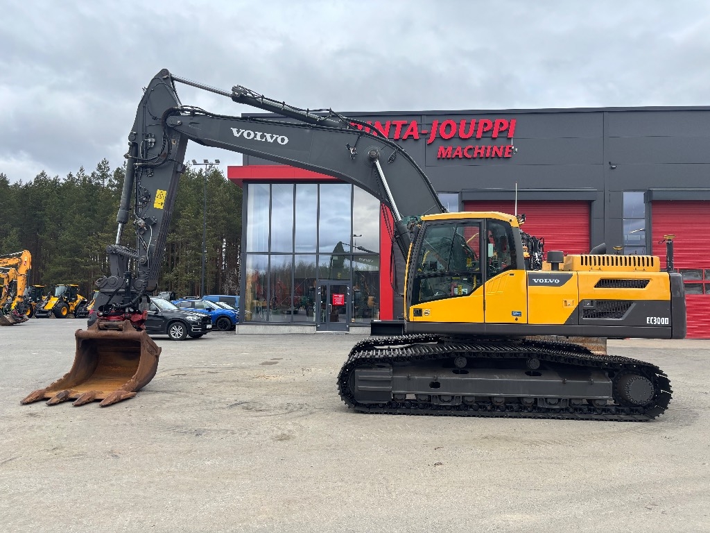 Volvo EC 300 D / Új alsó padló, 3D, Rotátor, Vödör