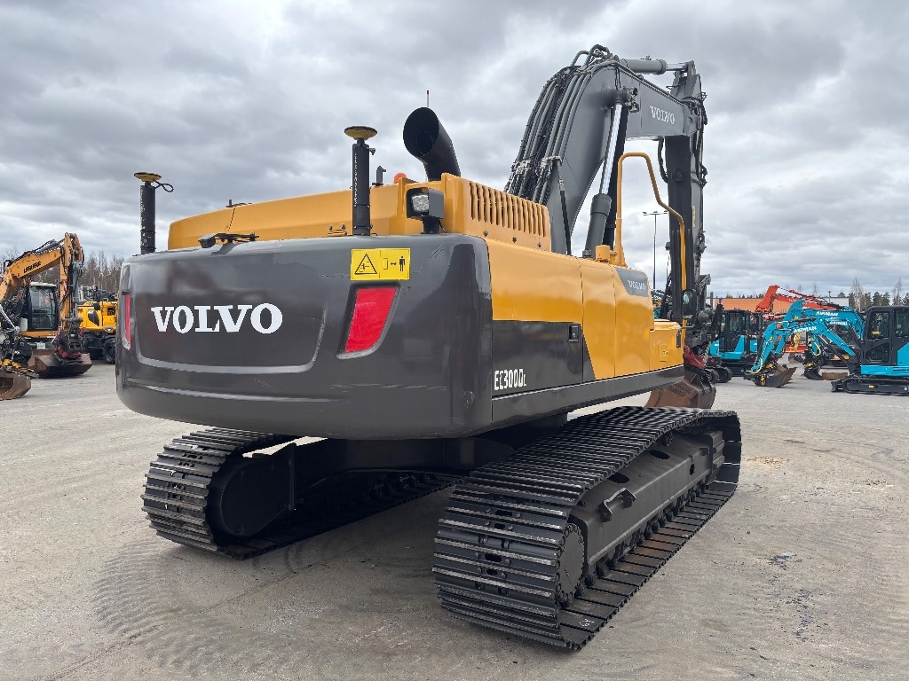 Volvo EC 300 D / Naujas apatinis aukštas, 3D, Rotatorius, Kaušas kuva 5
