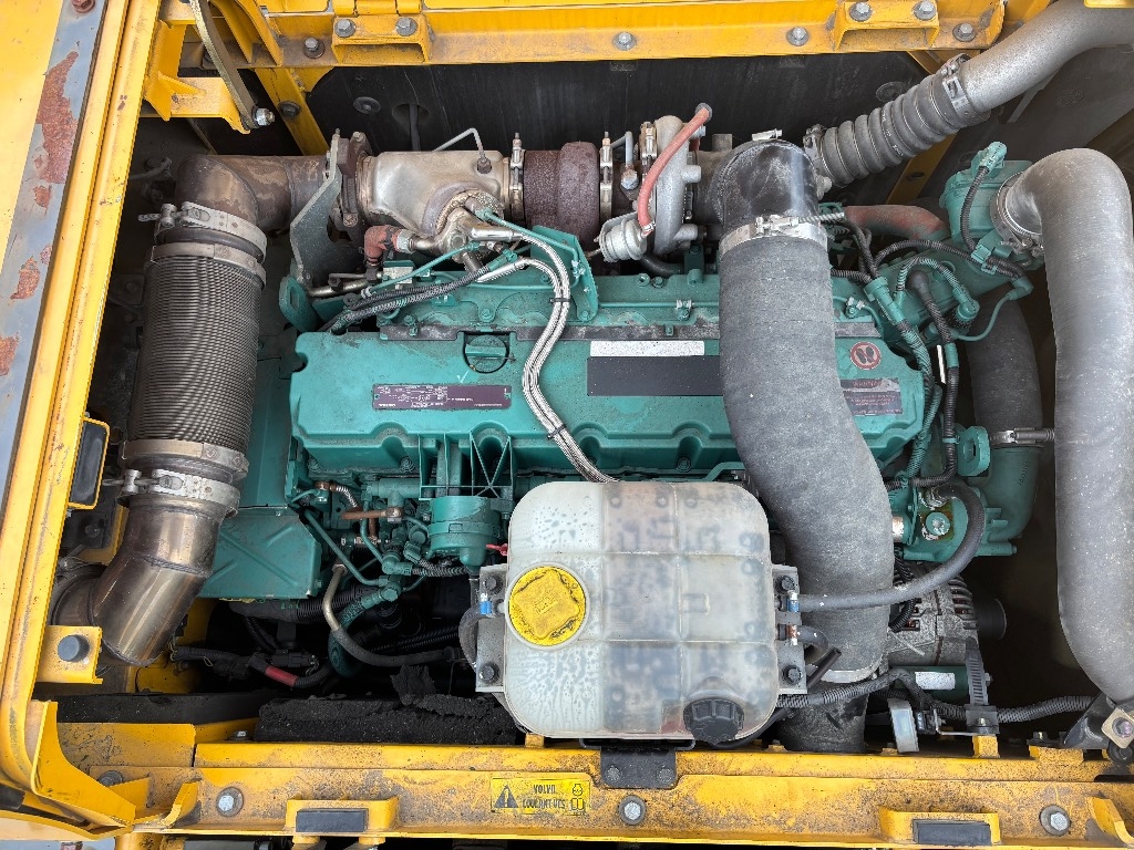 Volvo EC 300 D / Naujas apatinis aukštas, 3D, Rotatorius, Kaušas kuva 13