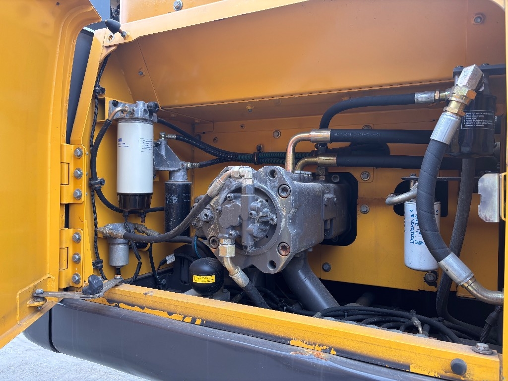 Volvo EC 300 D / Naujas apatinis aukštas, 3D, Rotatorius, Kaušas kuva 14