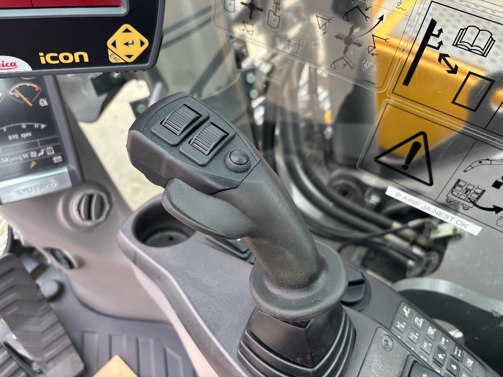 Volvo EC 300 D / Naujas apatinis aukštas, 3D, Rotatorius, Kaušas kuva 18