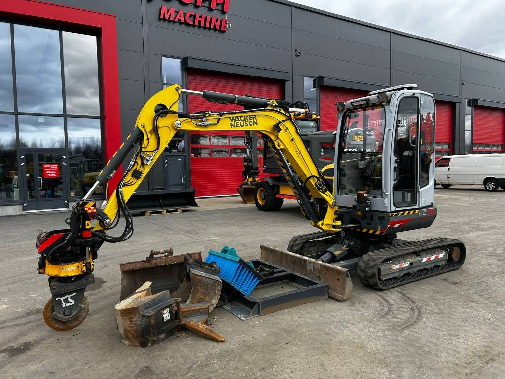 Wacker Neuson EZ 38 / Tippvarustusega miniekskavaator! kuva 2