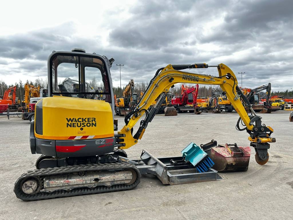 Wacker Neuson EZ 38 / Tippvarustusega miniekskavaator! kuva 6