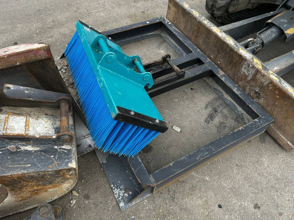Wacker Neuson EZ 38 / Tippvarustusega miniekskavaator! kuva 12