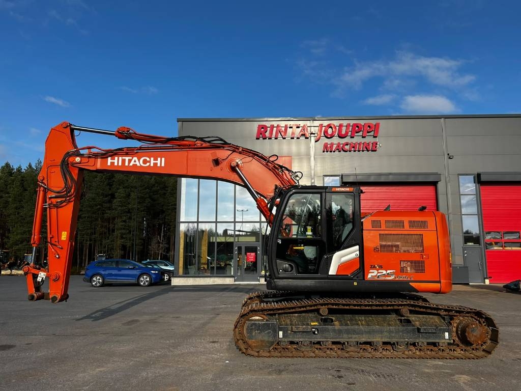 Hitachi ZX 225 US R LC-7 / Stage V, žemos valandos
