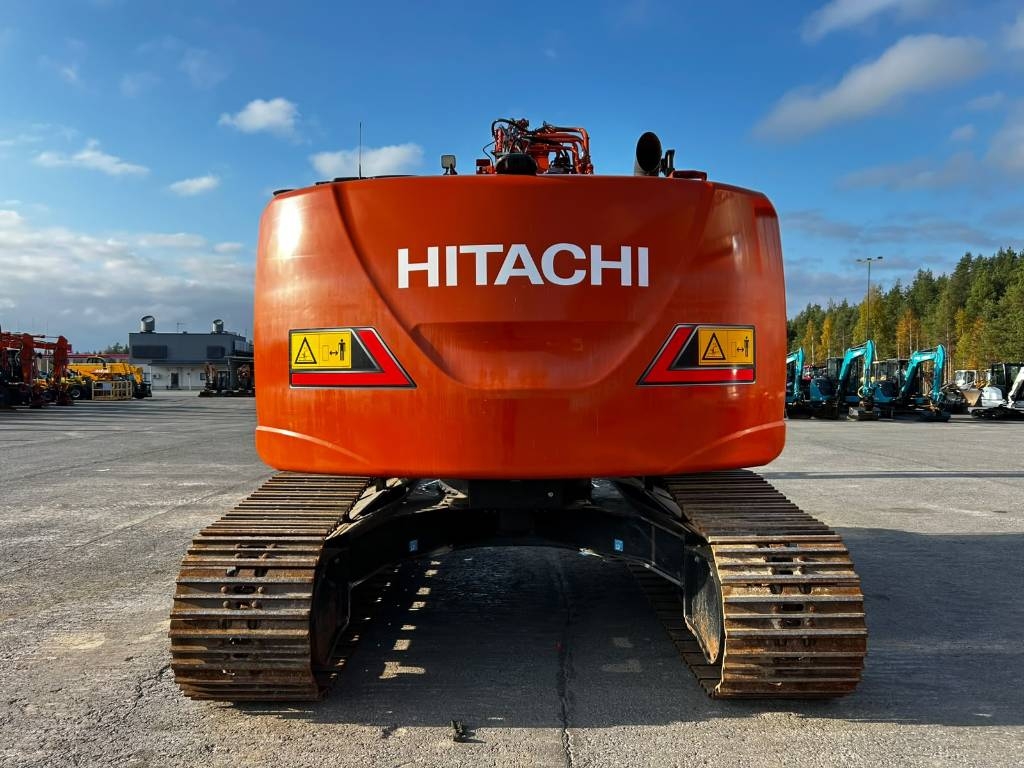 Hitachi ZX 225 US R LC-7 / Stage V, alacsony óra kuva 6