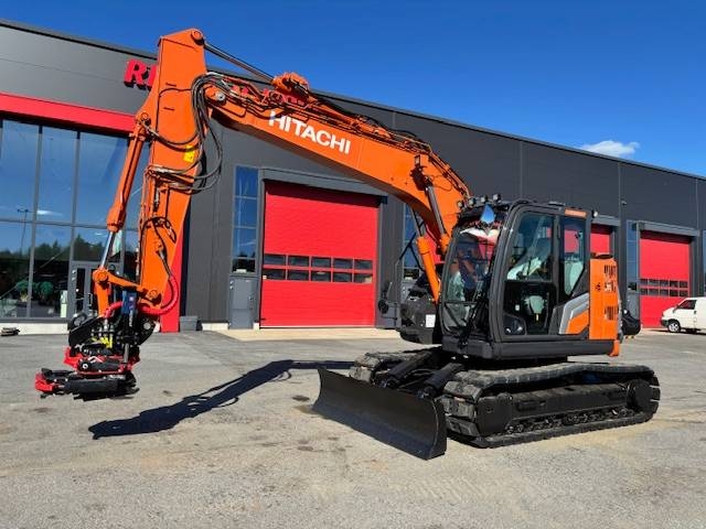 Hitachi ZX 135US-7 Stage V/ Rototilt+Pihdit,Rasvari Ym kuva 4