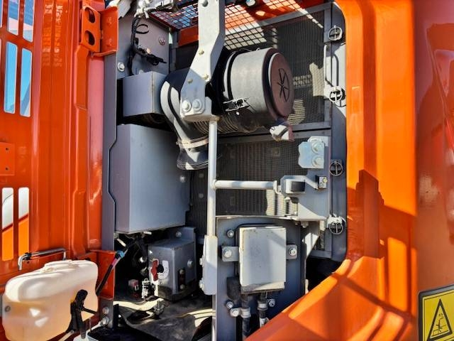 Hitachi ZX 135US-7 Stage V/ Rototilt+Pihdit,Rasvari Ym kuva 10