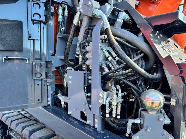 Hitachi ZX 135US-7 Stage V/ Rototilt+Pihdit,Rasvari Ym kuva 12