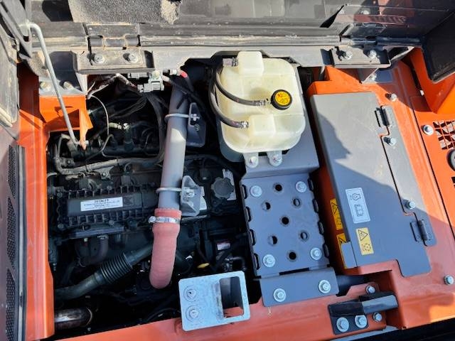 Hitachi ZX 135US-7 Stage V/ Rototilt+Pihdit,Rasvari Ym kuva 14