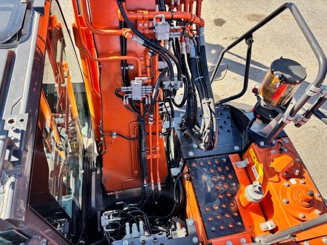 Hitachi ZX 135US-7 Stage V/ Rototilt+Pihdit,Rasvari Ym kuva 16