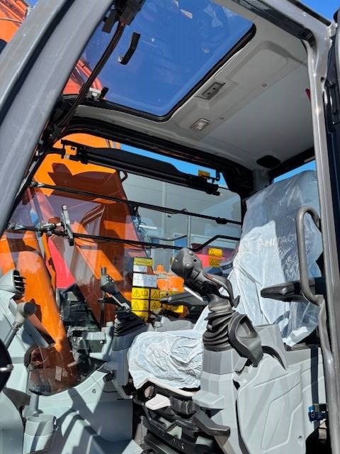 Hitachi ZX 135US-7 Stage V/ Rototilt+Pihdit,Rasvari Ym kuva 21