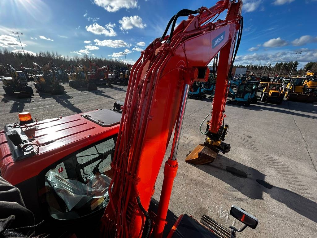 Doosan DX 140 LC / Engcon, Smērviela, Spainis, bez alvijas. kuva 21