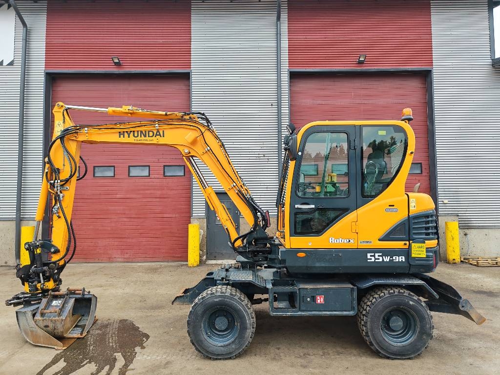 Hyundai Robex 55W-9A