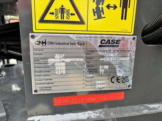 CASE 321 F / 8 KPL LISÄLAITETTA !!!! kuva 16