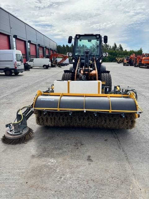 CASE 321 F / 8 KPL LISÄLAITETTA !!!! kuva 18