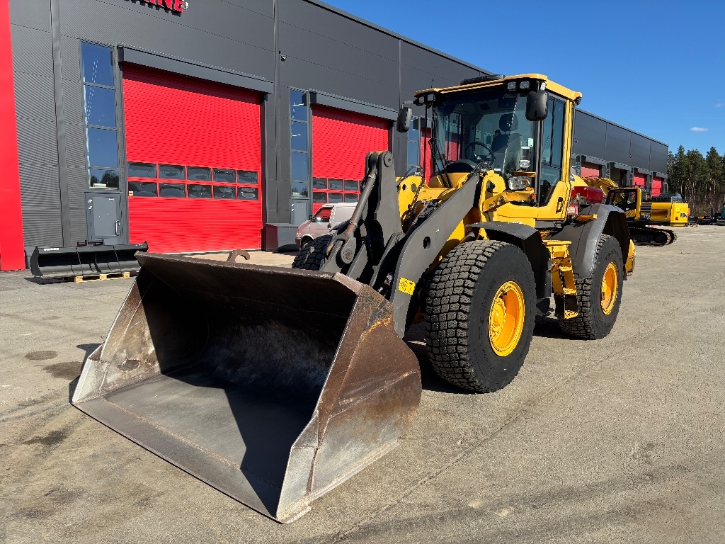 Volvo L 90 H / Rasvari, Head rehvid, 1 omanik! kuva 2