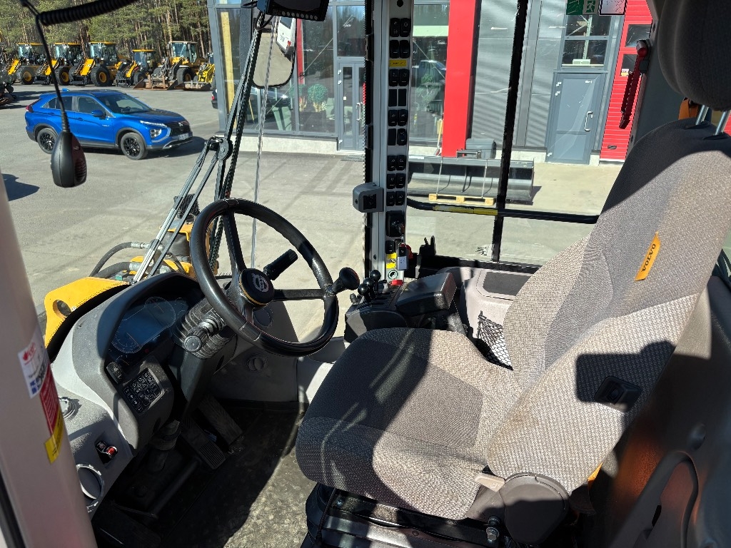 Volvo L 90 H / Rasvari, Head rehvid, 1 omanik! kuva 12