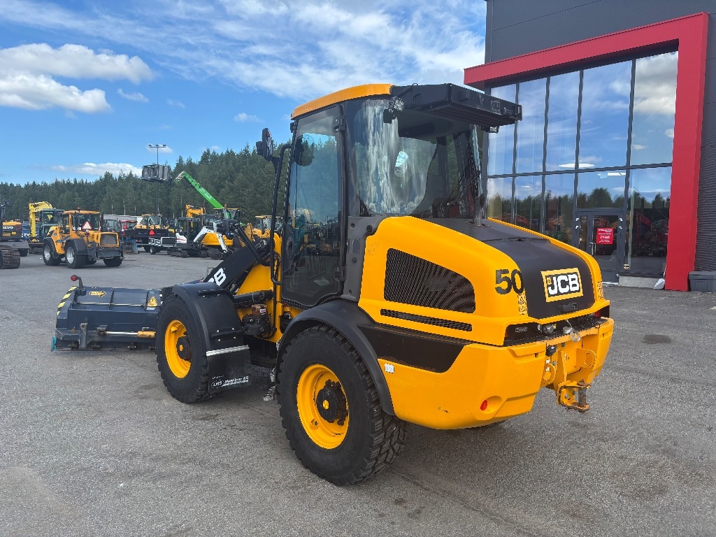 JCB 409 / Pflug, Schaufel, Sandstrahler, gute Reifen! kuva 3