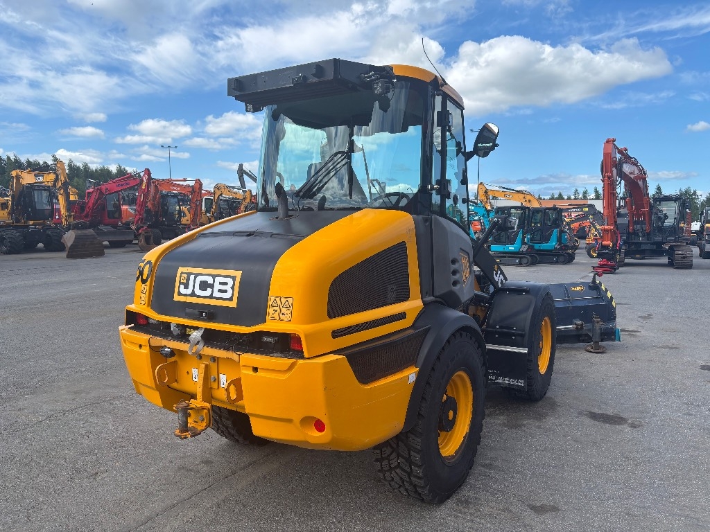 JCB 409 / Pflug, Schaufel, Sandstrahler, gute Reifen! kuva 5