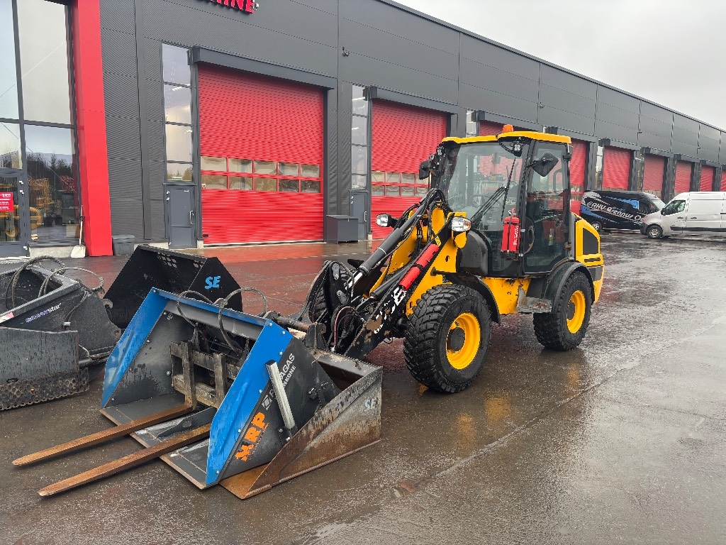 JCB 407 / Top felszerelés, V. fokozat kuva 2