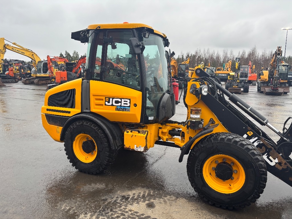 JCB 407 / Top felszerelés, V. fokozat kuva 6