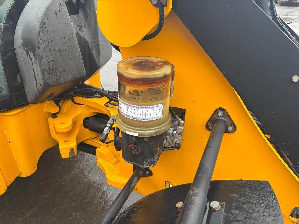 JCB 407 / Top felszerelés, V. fokozat kuva 7