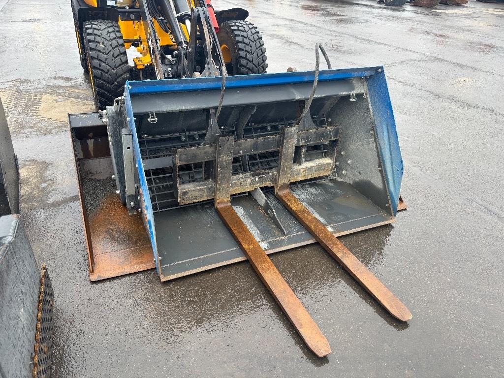 JCB 407 / Top felszerelés, V. fokozat kuva 12